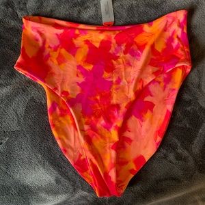 437 swim • the little bottoms • flora